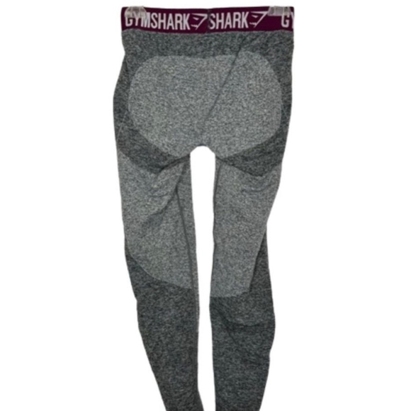 🦈 Gymshark Dry Heather Gray Leggings with Purple Waistband Capris - Picture 2 of 4